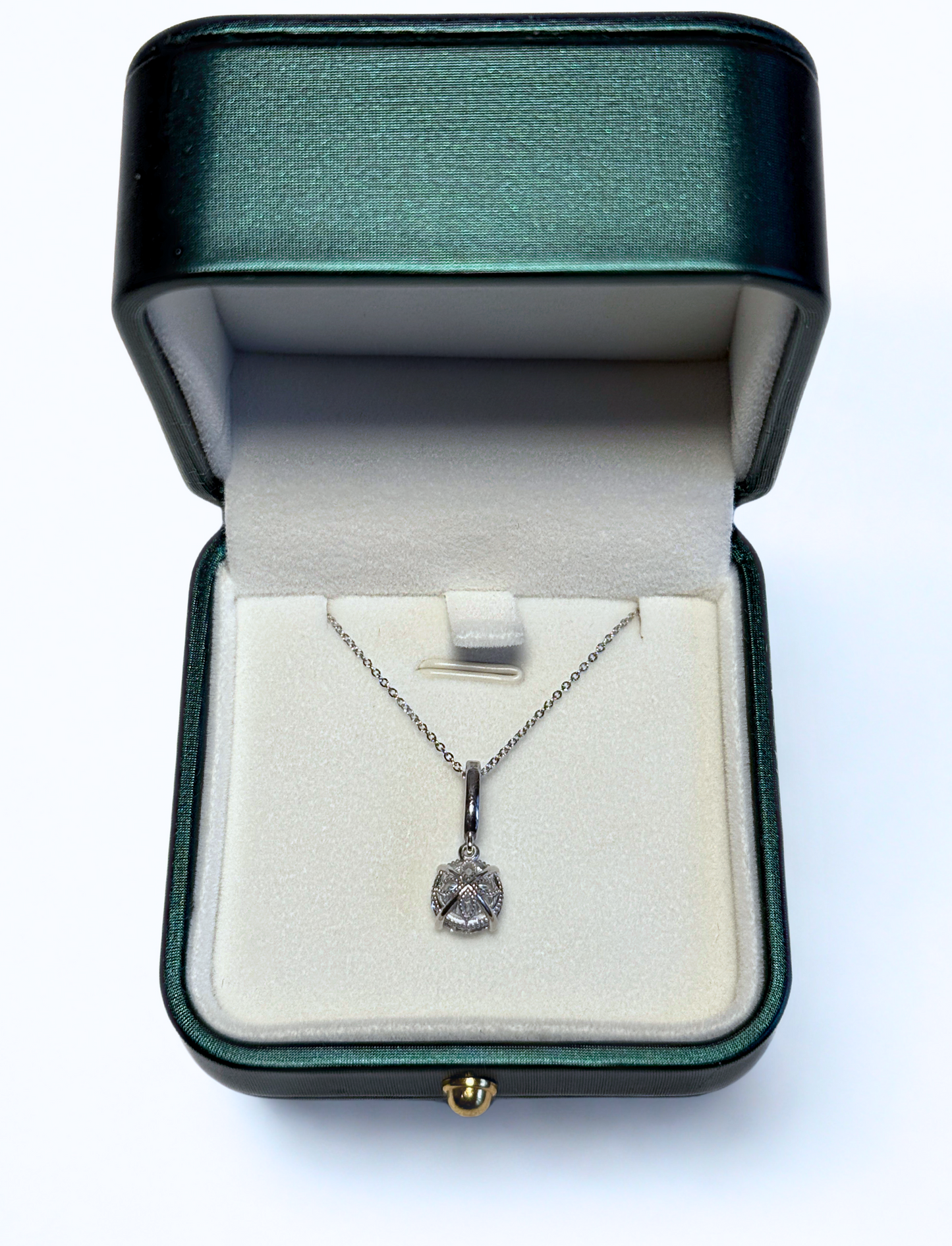 Solitaire Necklace with a cute touch
